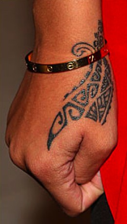 rihanna - tribal hand tattoo